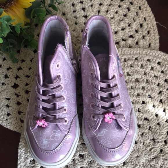Disney Girls Purple High-Top Stitch Sneakers with Iridescent Finish - Picture 9 of 12